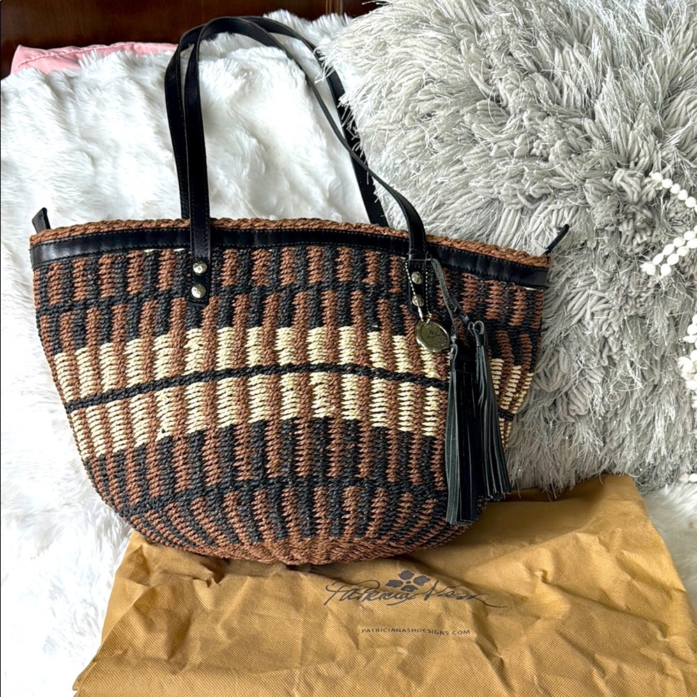 Patricia Nash specialty woven Sellia tote